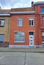 WONING MET PRACHTIGE TUIN TE MARKE (KORTRIJK), Provincie West-Vlaanderen