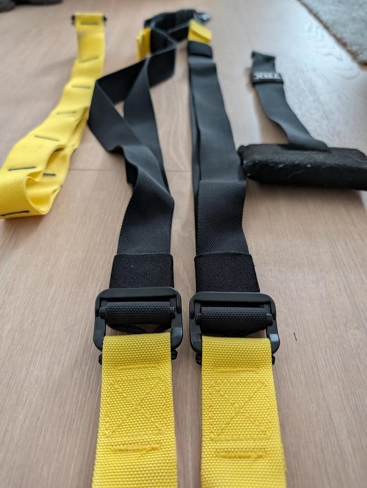 TRX Système d'entraînement à suspension, Sports & Fitness, Équipement de fitness, Utilisé, Autres types, Bras, Jambes, Pectoraux