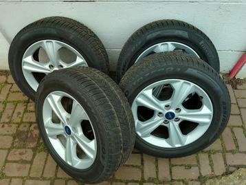 Winterband 235/55R17 originele Ford velg, TPMS,Kuga 2016-19  beschikbaar voor biedingen