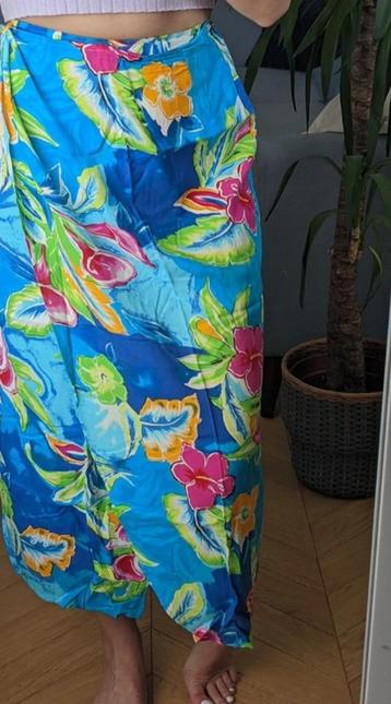 C&A : lange kleurrijke rok pareo wikkelrok omslagrok , mt S beschikbaar voor biedingen