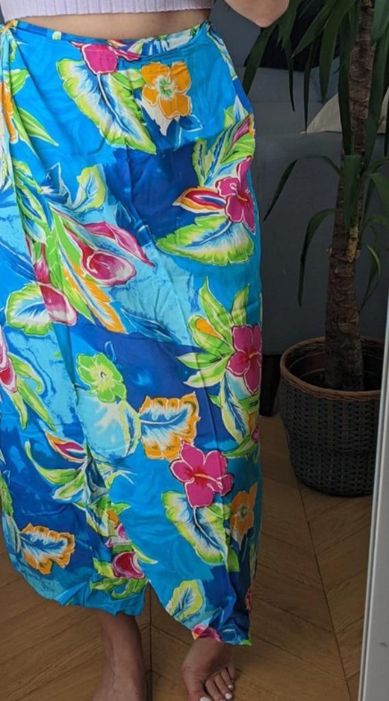 C&A : lange kleurrijke rok pareo wikkelrok omslagrok , mt S, Kleding | Dames, Rokken, Zo goed als nieuw, Maat 36 (S), Blauw, Onder de knie