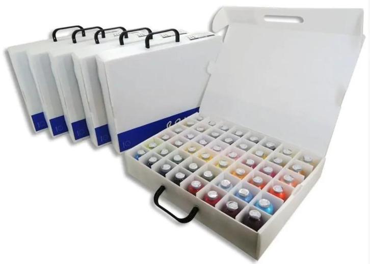 BRILDOR  6-delige koffer met 288 stuks borduurgaren, Hobby en Vrije tijd, Naaien en Fournituren, Zo goed als nieuw, Garen of Naald(en)