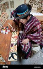 Pérou, souvenirs, livre glyphes terre cuite moche etc, Antiquités & Art, Enlèvement ou Envoi