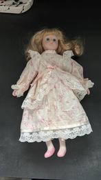 Verzamel pop 30 cm, Verzamelen, Ophalen of Verzenden, Zo goed als nieuw, Pop