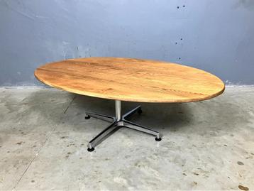 Sale: Salontafel ovaal vintage massief eiken chroom beschikbaar voor biedingen