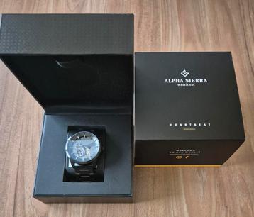 Alpha sierra Heartbeat B107, Handtassen en Accessoires, Horloges | Heren, Ophalen, Zo goed als nieuw, Polshorloge, Overige merken