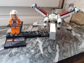 Lego Star Wars 9677: X-Wing en zijn piloot