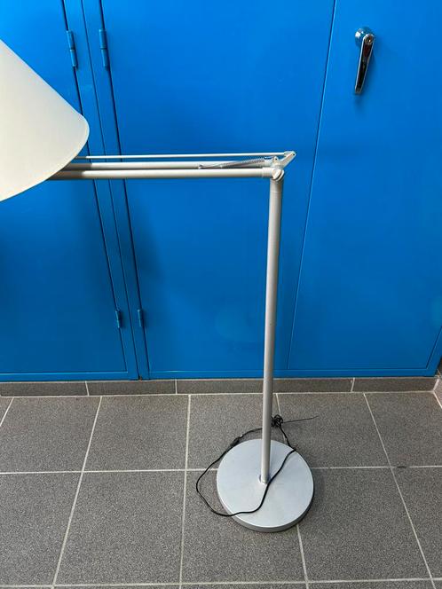 Lamp, staanlamp, vloerlamp RVS met kap, Huis en Inrichting, Lampen | Vloerlampen, Gebruikt, 150 tot 200 cm, Metaal, Ophalen