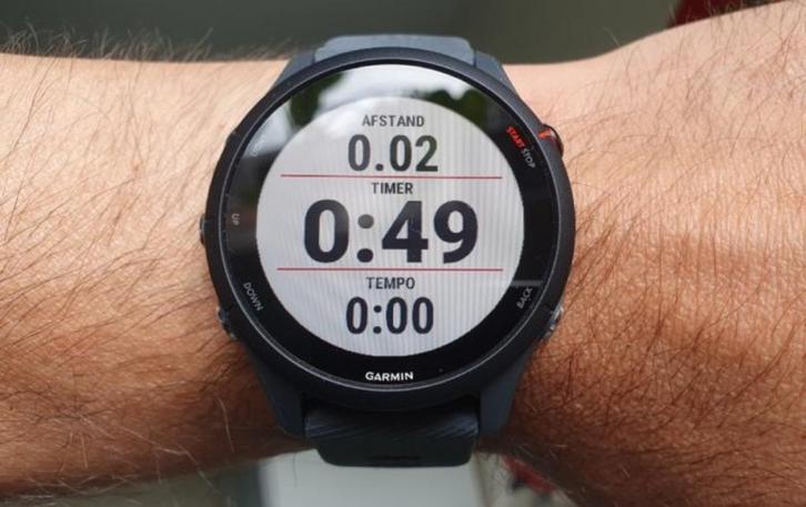Garmin Forerunner 255, Handtassen en Accessoires, Sporthorloges, Gebruikt, Grijs, Afstand, Calorieverbanding, Conditie, GPS, Hartslag