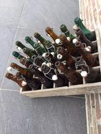 Vintage houten lage bierbak gevuld met 24 beugelflesjes, Verzamelen, Biermerken, Ophalen of Verzenden, Zo goed als nieuw
