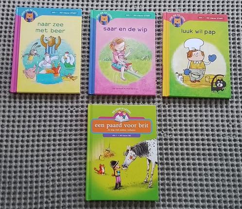 4 leesboekje AV1 - AVI Start / AVI nieuw: M3, Boeken, Kinderboeken | Jeugd | onder 10 jaar, Gelezen, Ophalen of Verzenden