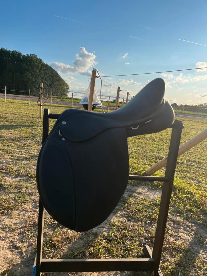 Norton pro zadel, Dieren en Toebehoren, Paarden en Pony's | Zadels, Zo goed als nieuw, Ophalen