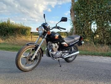 Honda CB250 Two Fifty beschikbaar voor biedingen
