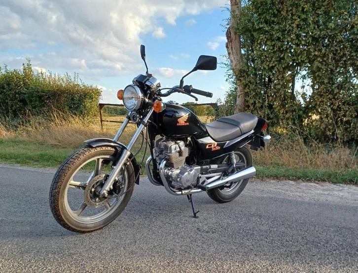 Honda CB250 Two Fifty, Motoren, Motoren | Honda, Particulier, 2 cilinders, Ophalen