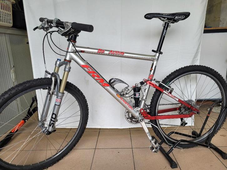 Cadre VTT FRM Be Active 26" (taille M) ( complet 700€), Fietsen en Brommers, Fietsen | Mountainbikes en ATB, Gebruikt, Overige merken