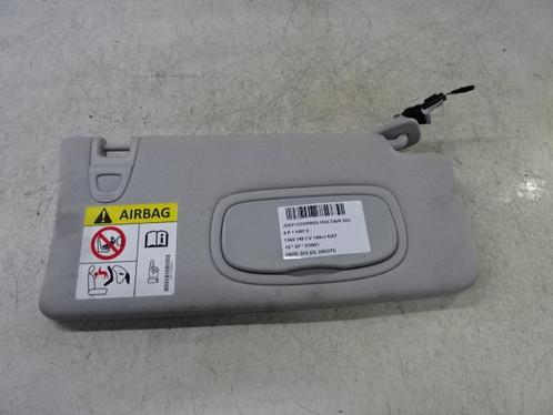 ZONNEKLEP RECHTS Jeep Compass (MP) (01-2016/-), Auto-onderdelen, Interieur en Bekleding, Jeep, Gebruikt