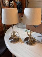 Twee ecru kleurige staanlampen, Huis en Inrichting, Ophalen, Gebruikt, Rond, 25 tot 50 cm