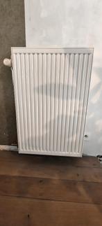 RADIATOREN - 8 STUKS/OOK APART TE VERKR./WEG WEGENS VLOERVER, Bricolage & Construction, Chauffage & Radiateurs, Enlèvement, Comme neuf