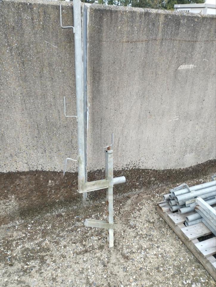 Klembaluster valbeveiliging veiligheidsleuning 15 stuks, Doe-het-zelf en Bouw, Overige Doe-Het-Zelf en Bouw, Zo goed als nieuw