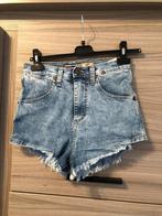 Blauwe Vintage-short met franjes, maat S, Please, Vêtements | Femmes, Jeans, W28 - W29 (confection 36), Enlèvement ou Envoi, PLEASE