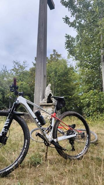 Cube c68x pro carbon 9,7 kg M beschikbaar voor biedingen