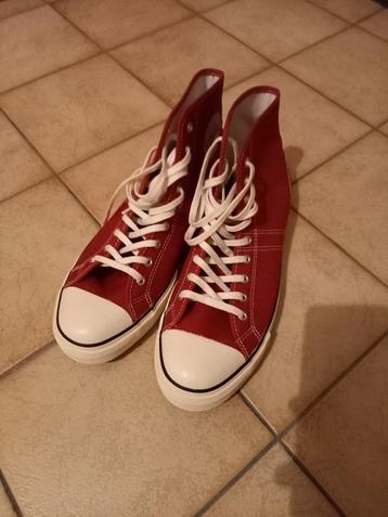 Converse (44) (luxe uitvoering)  beschikbaar voor biedingen