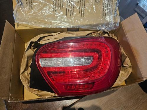Achterlicht rechts Mercedes Klasse A chassis w176 LED 2012-1, Auto-onderdelen, Verlichting, Mercedes-Benz, Gebruikt, Ophalen of Verzenden