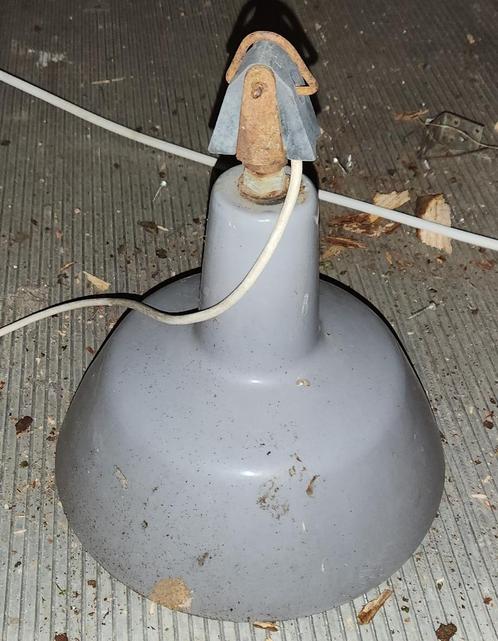 Oude lamp, decoratief, op eerste zicht geen email, Doe-het-zelf en Bouw, Elektriciteit en Kabels, Gebruikt, Overige typen, Ophalen