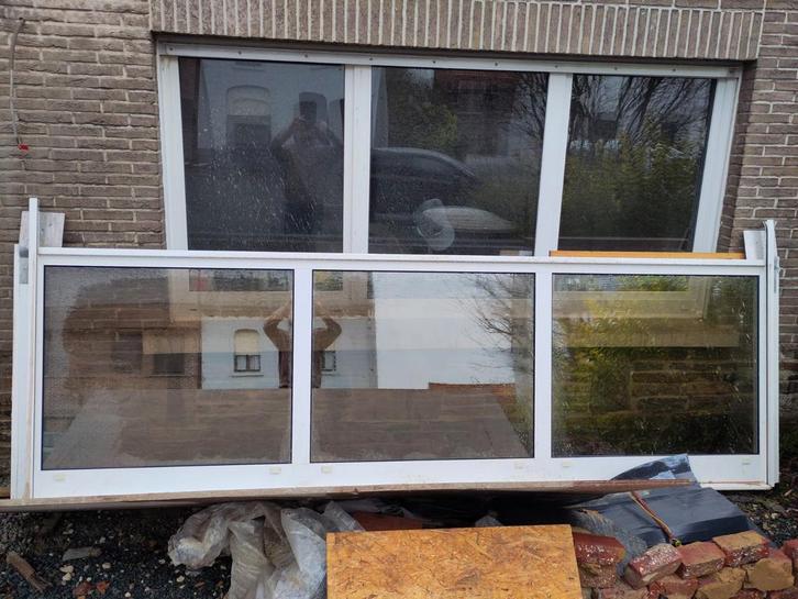 Gratis drieluiksraam in pvc, Bricolage & Construction, Châssis & Portes coulissantes, Châssis de fenêtre, Enlèvement