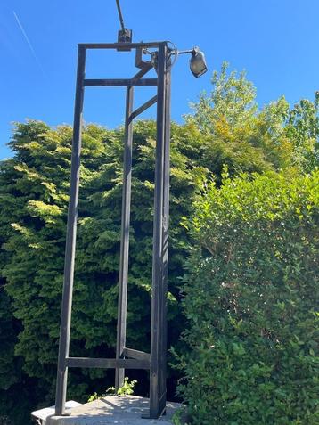 Aluminium mast/ frame, Enlèvement