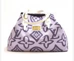 Limited edition tahietienne  gm Louis vuitton, Handtassen en Accessoires, Tassen | Damestassen, Ophalen, Gebruikt, Paars, Handtas