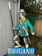 Panneau publicitaire pour la bière, Enlèvement