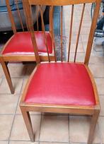Twee prachtige vintage stoelen met vering onder de zitting, Ophalen of Verzenden