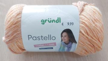  1 bol 200 g veelkleurige fantasiewol - Pastello