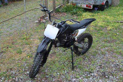 125cc crossmotor – in topstaat!, Fietsen en Brommers, Minibikes, Midibikes en Pitbikes, Zo goed als nieuw, Dirtbike, Ophalen