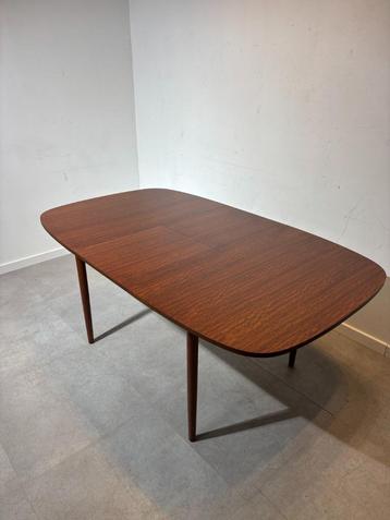 Vintage Teak Extendable Table beschikbaar voor biedingen