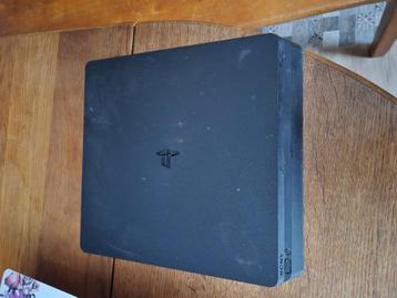 PlayStation 4 slim  beschikbaar voor biedingen