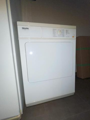 droogkast Miele Novotroniq T220 met externe condens afvoer, Electroménager, Sèche-linge, 4 à 6 kg, Chargeur frontal, Enlèvement