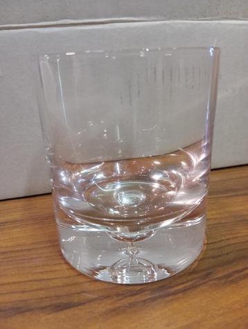 12 whiskey glazen   beschikbaar voor biedingen