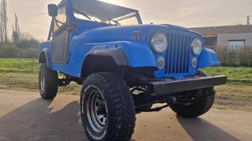 Jeep cj7 gekeurd 4 zitplaatsen! Oldtimer  beschikbaar voor biedingen