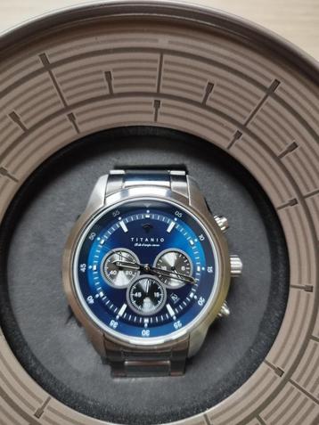Titanio Aurelius CXX-VIII herenhorloge beschikbaar voor biedingen
