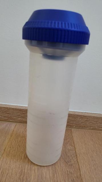 Shaker Tupperware beschikbaar voor biedingen