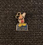 PIN - WALT DISNEY - HOME VIDEO - MICKEY MOUSE, Verzamelen, Verzenden, Gebruikt, Figuurtje, Speldje of Pin