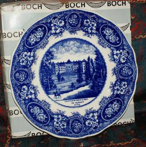 BOCH FRÈRES KERAMIS assiette Château du Roeulx D: 26 cm ., Antiek en Kunst, Antiek | Wandborden en Tegels, Ophalen of Verzenden