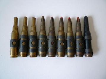 Pak witte cartridges van 7,62 mm beschikbaar voor biedingen