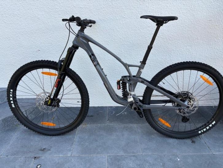 NIEUWE GT VOLLEDIG GEVEERDE MOUNTAINBIKE CARBON ELITE, Fietsen en Brommers, Fietsen | Mountainbikes en ATB, Nieuw, Heren, Overige merken