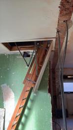 Zoldertrap, Doe-het-zelf en Bouw, Ladders en Trappen, Ophalen, Zo goed als nieuw