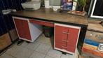 Mooie industriële bureau., Ophalen, Zo goed als nieuw, Bureau
