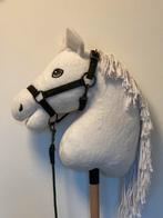 2 Hobby horses met toebehoren, Ophalen, Zo goed als nieuw