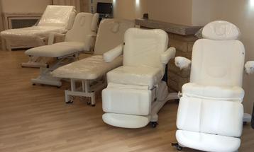 behandelingsstoelen beschikbaar voor biedingen